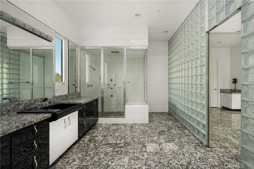 2820 Shadow Canyon Drive