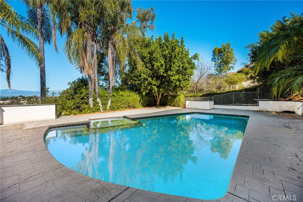 2820 Shadow Canyon Drive