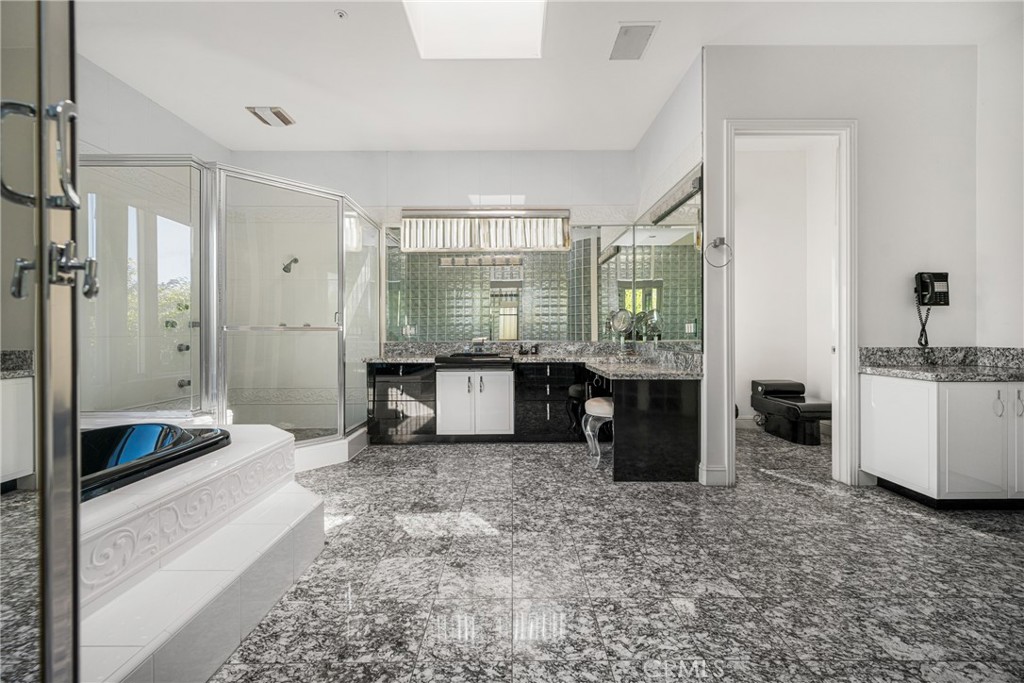 2820 Shadow Canyon Drive