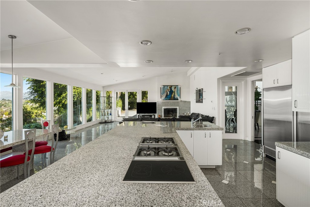 2820 Shadow Canyon Drive