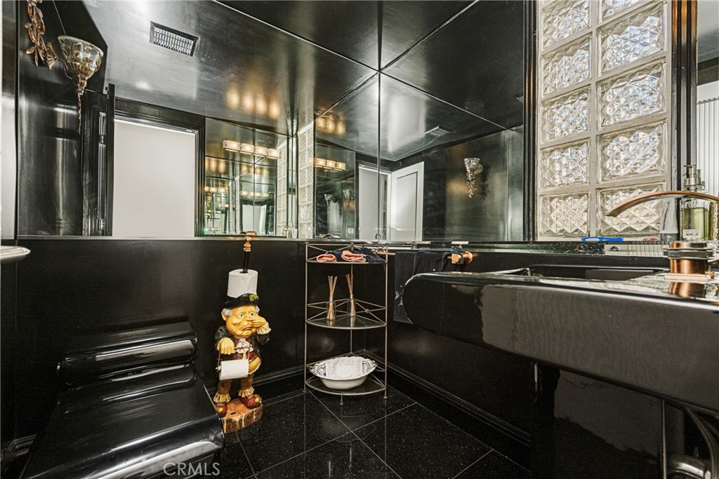 2820 Shadow Canyon Drive