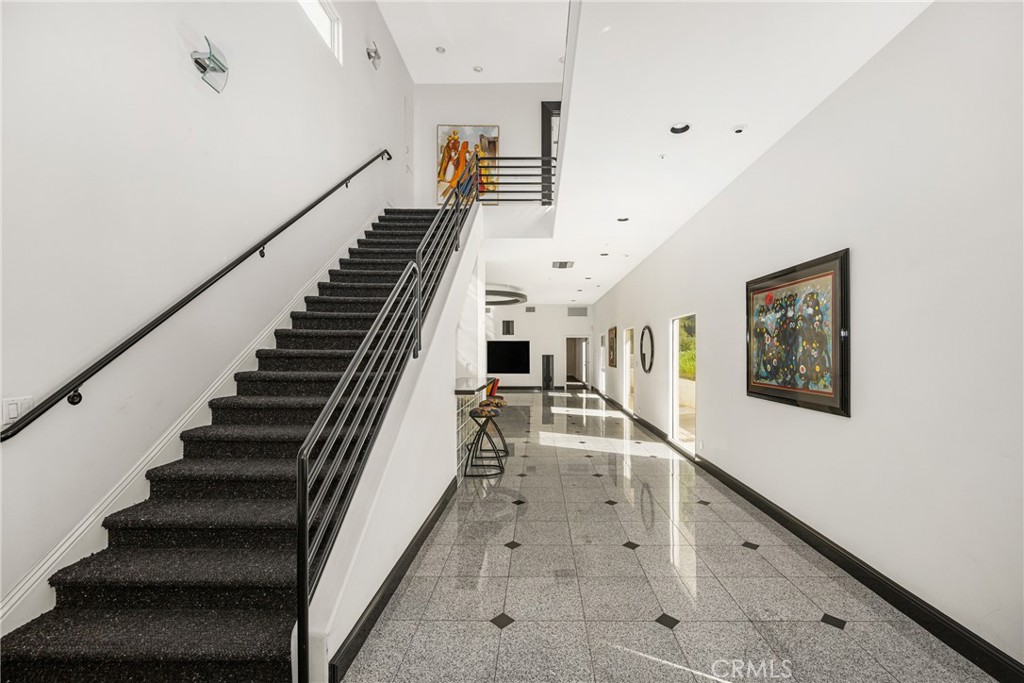 2820 Shadow Canyon Drive