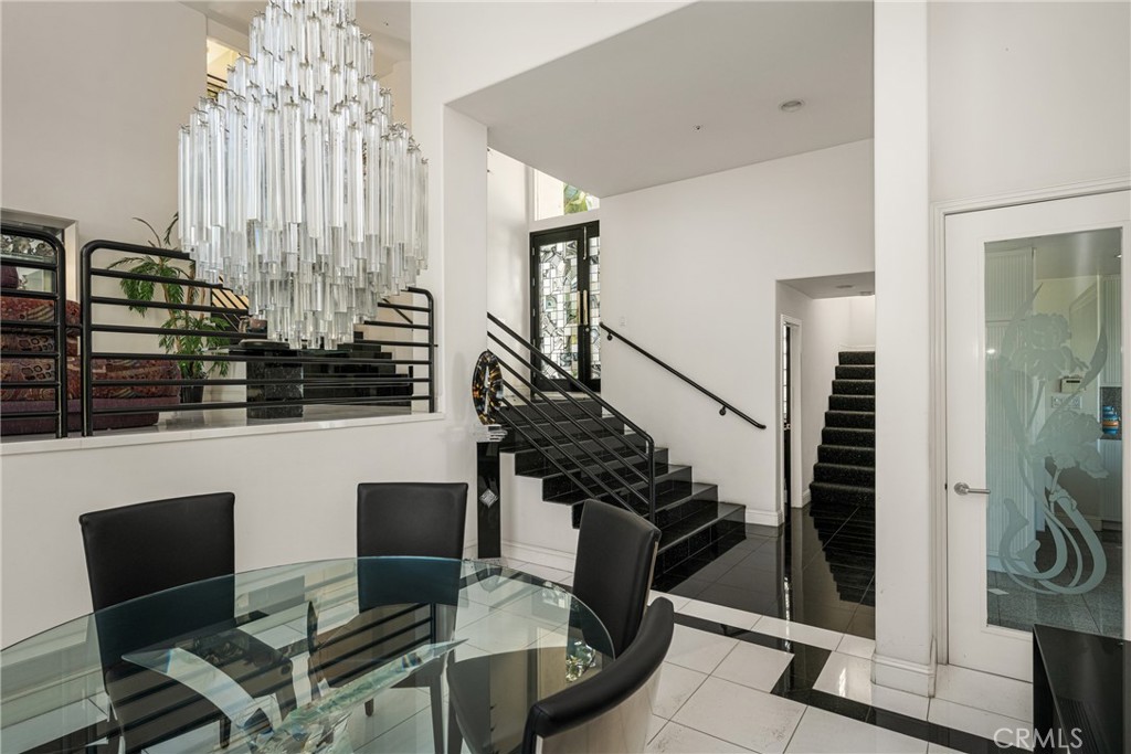 2820 Shadow Canyon Drive