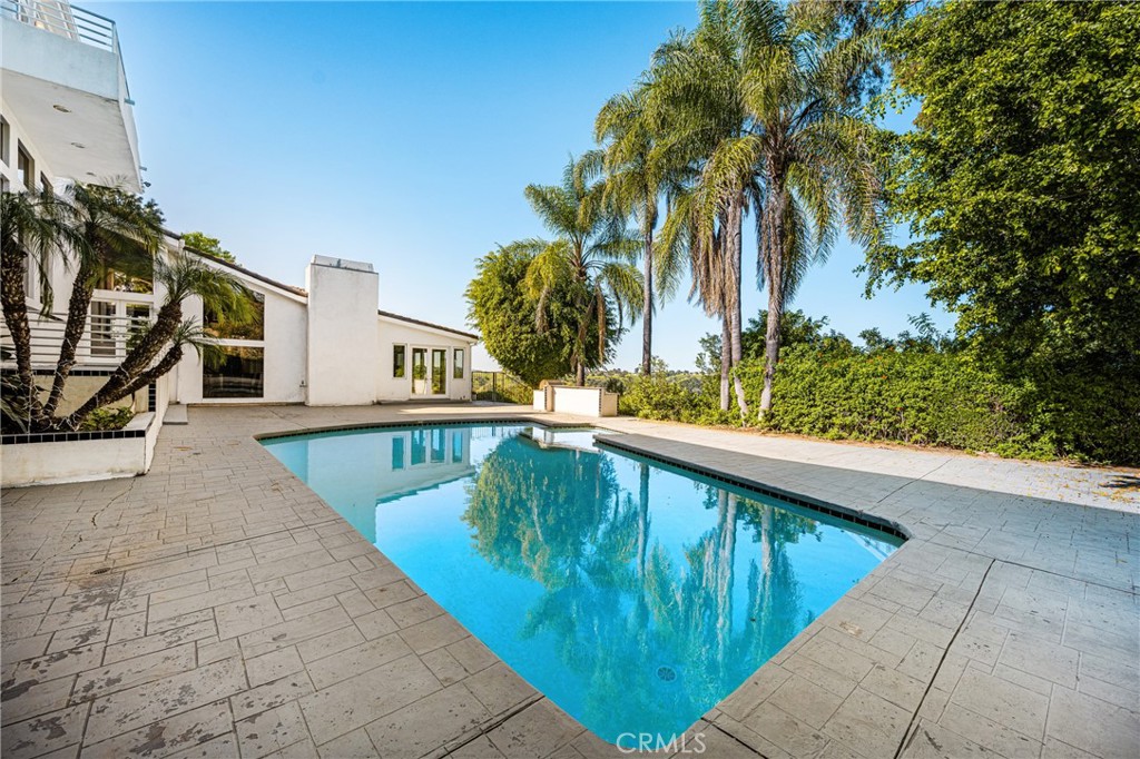 2820 Shadow Canyon Drive