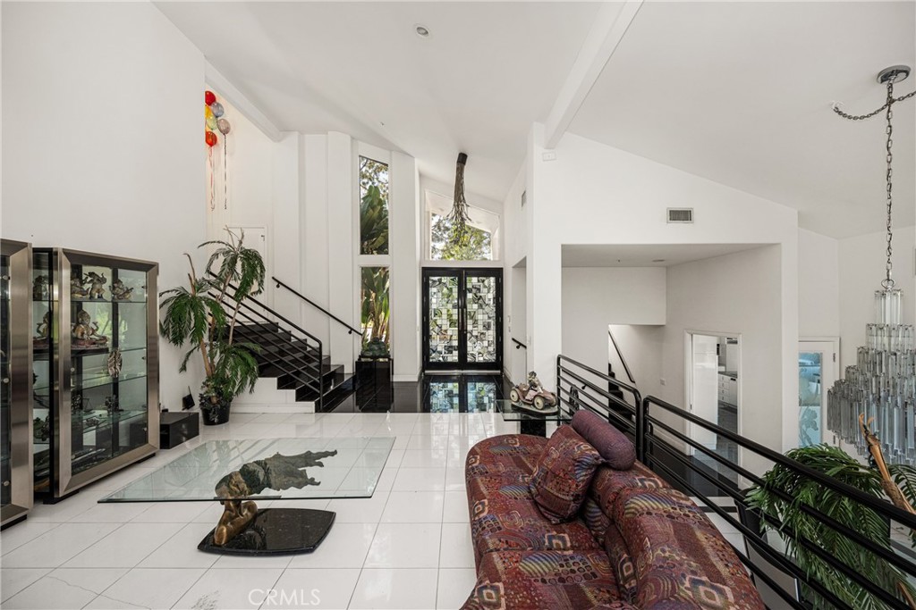 2820 Shadow Canyon Drive