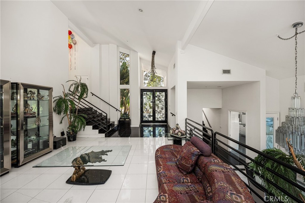 2820 Shadow Canyon Drive