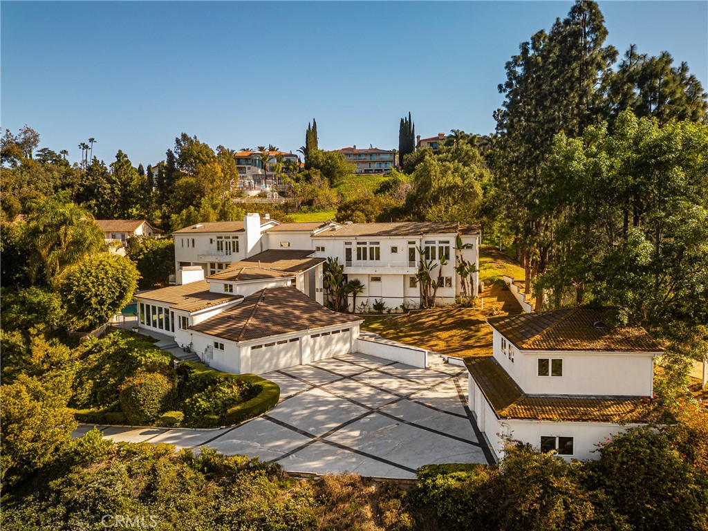 2820 Shadow Canyon Drive