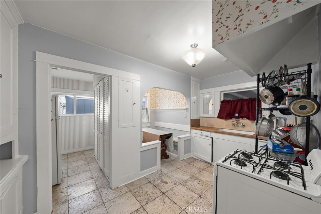 310 North Pacific Coast Highway