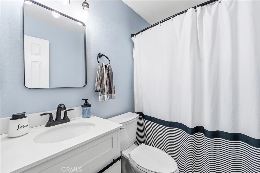 21522 Belshire