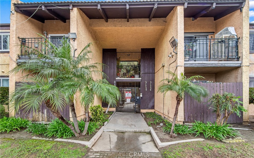 21522 Belshire