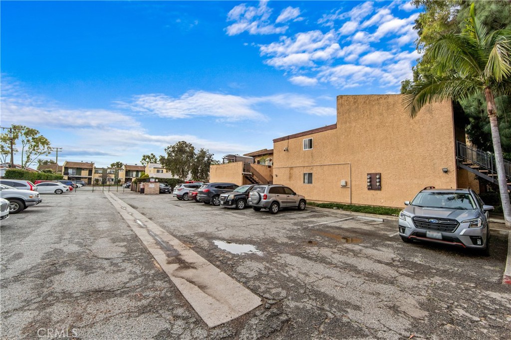 21522 Belshire