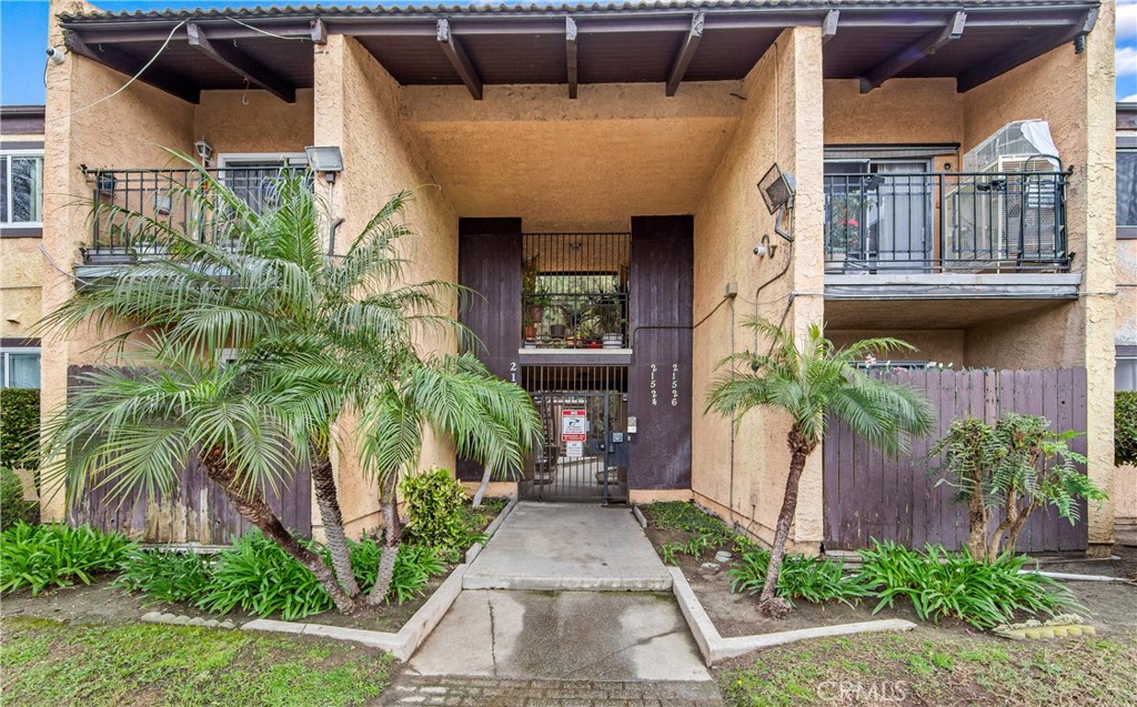 21522 Belshire