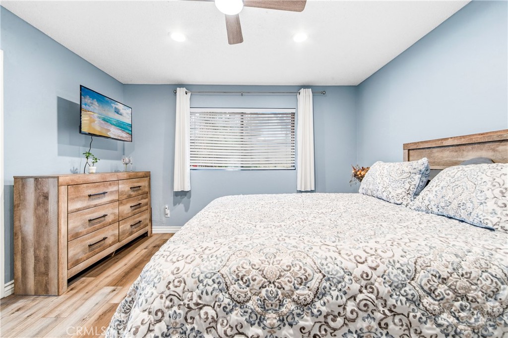 21522 Belshire