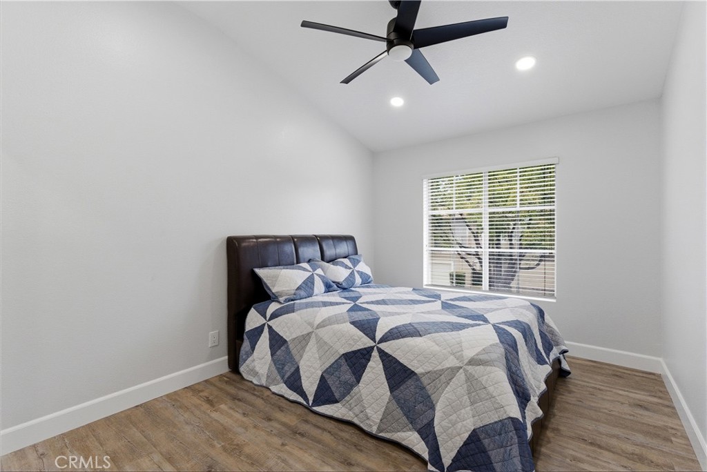 8070 E Oak Ridge Circle