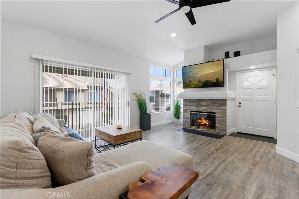 8070 E Oak Ridge Circle