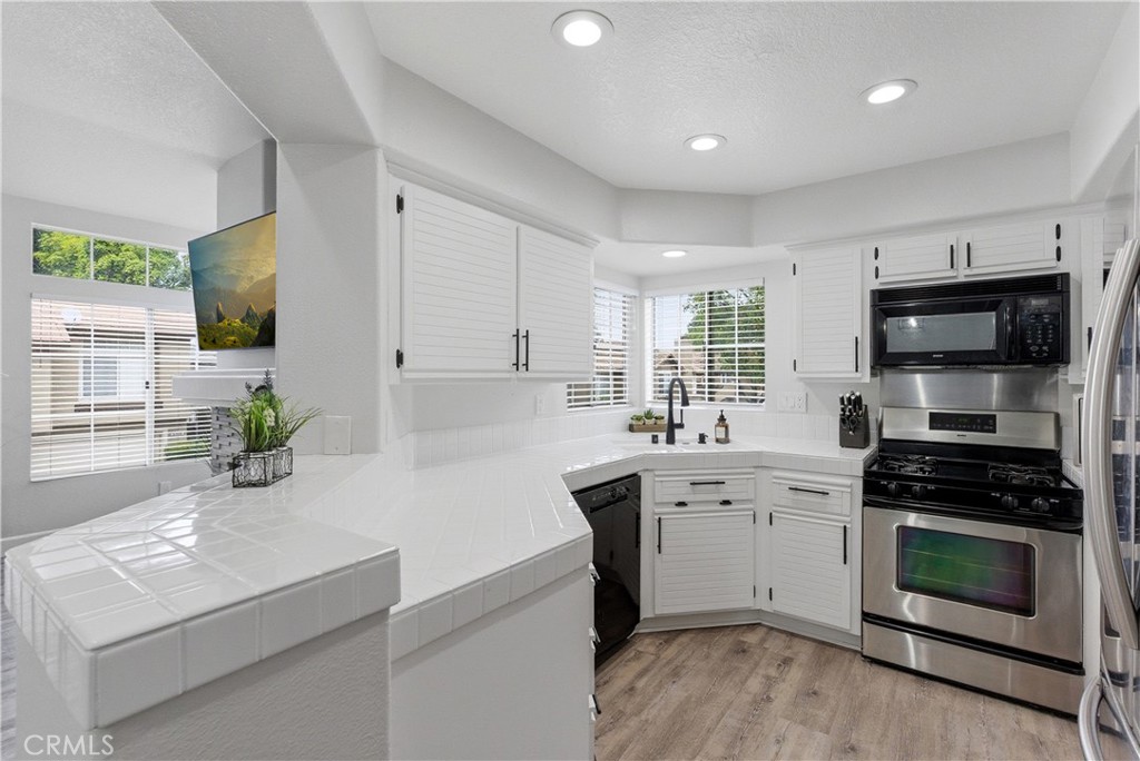 8070 E Oak Ridge Circle