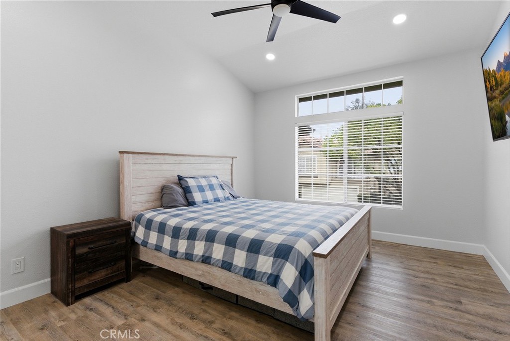 8070 E Oak Ridge Circle