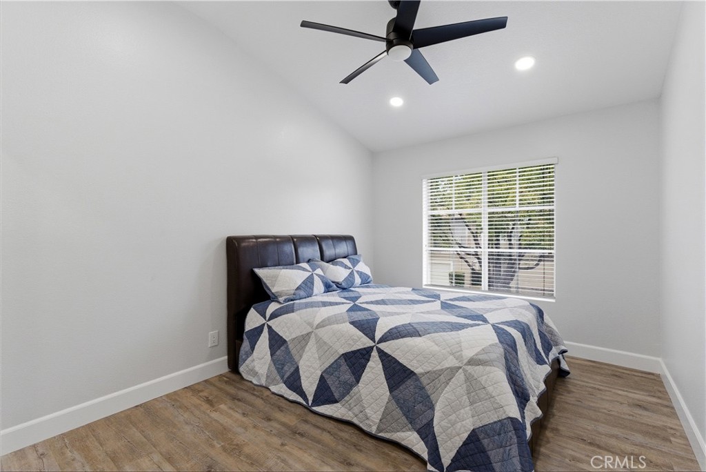 8070 E Oak Ridge Circle