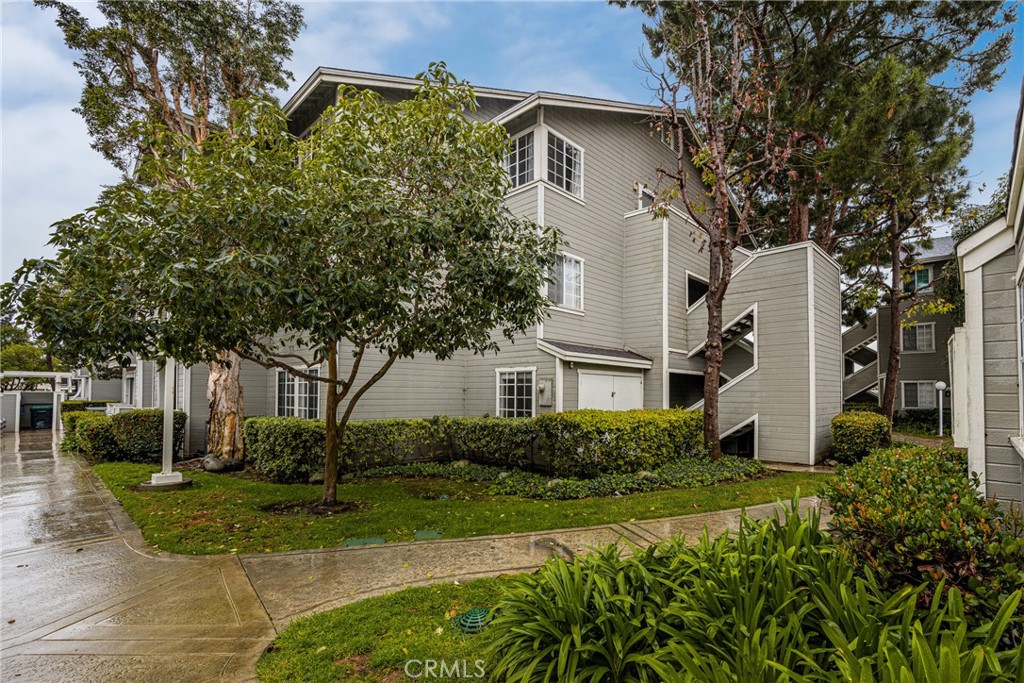 3500 S Greenville Street G20