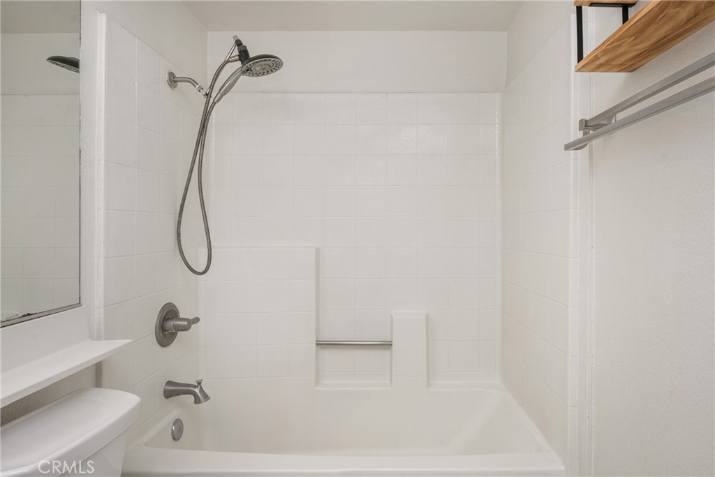 3500 S Greenville Street G20