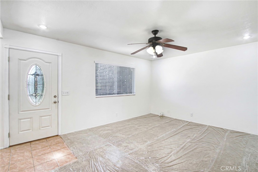 2242 San Padre Avenue