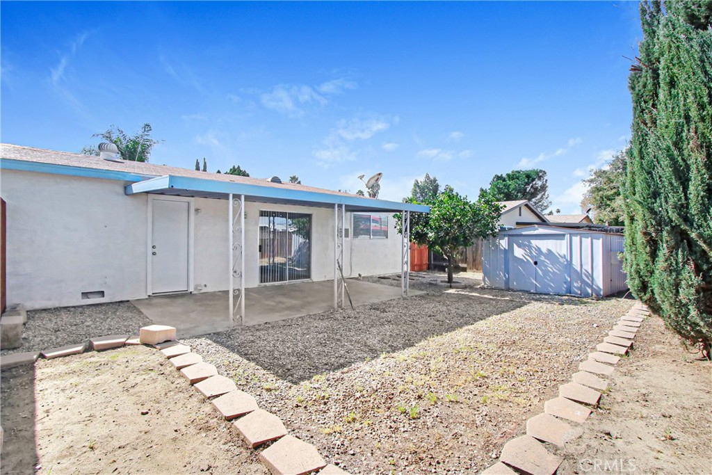 2242 San Padre Avenue
