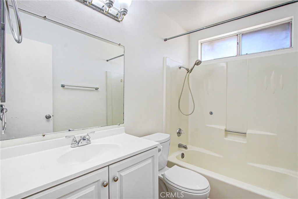 2242 San Padre Avenue