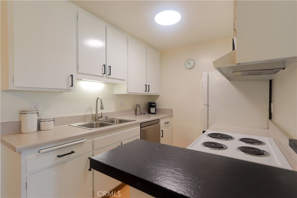 424 N Bellflower #101