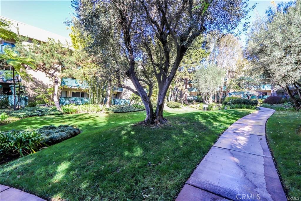 424 N Bellflower #101