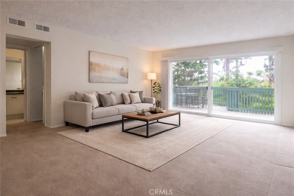 424 N Bellflower #101