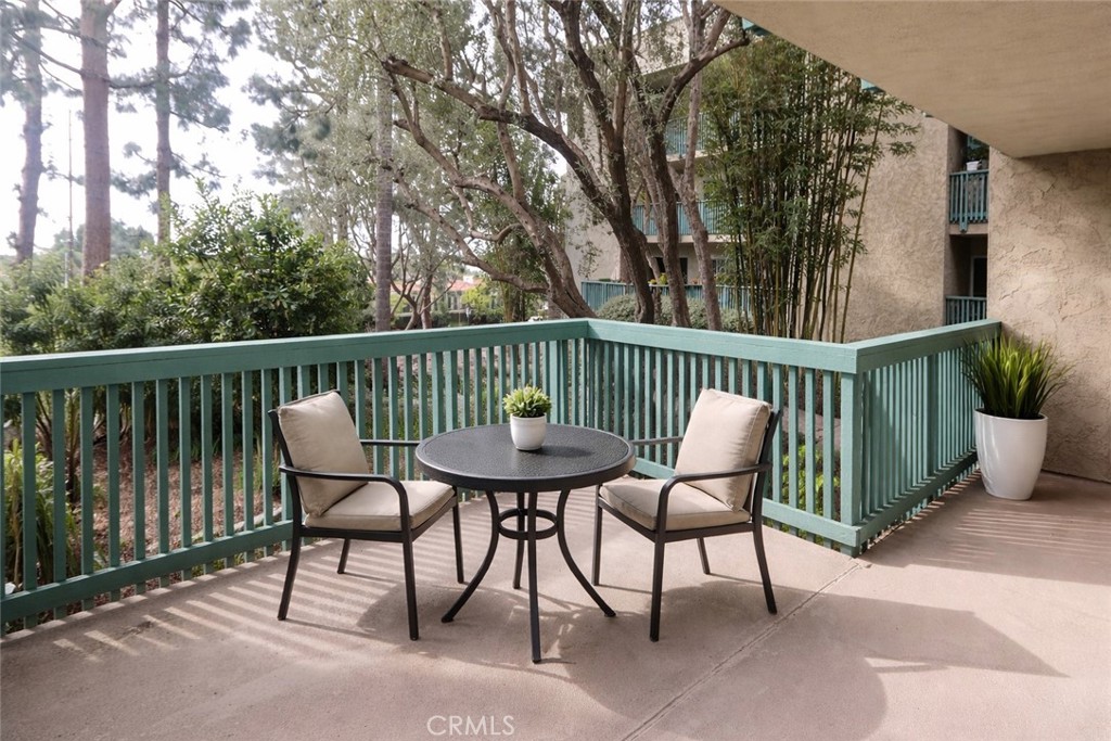 424 N Bellflower #101