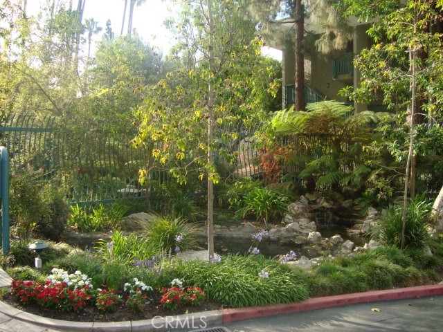 424 N Bellflower #101