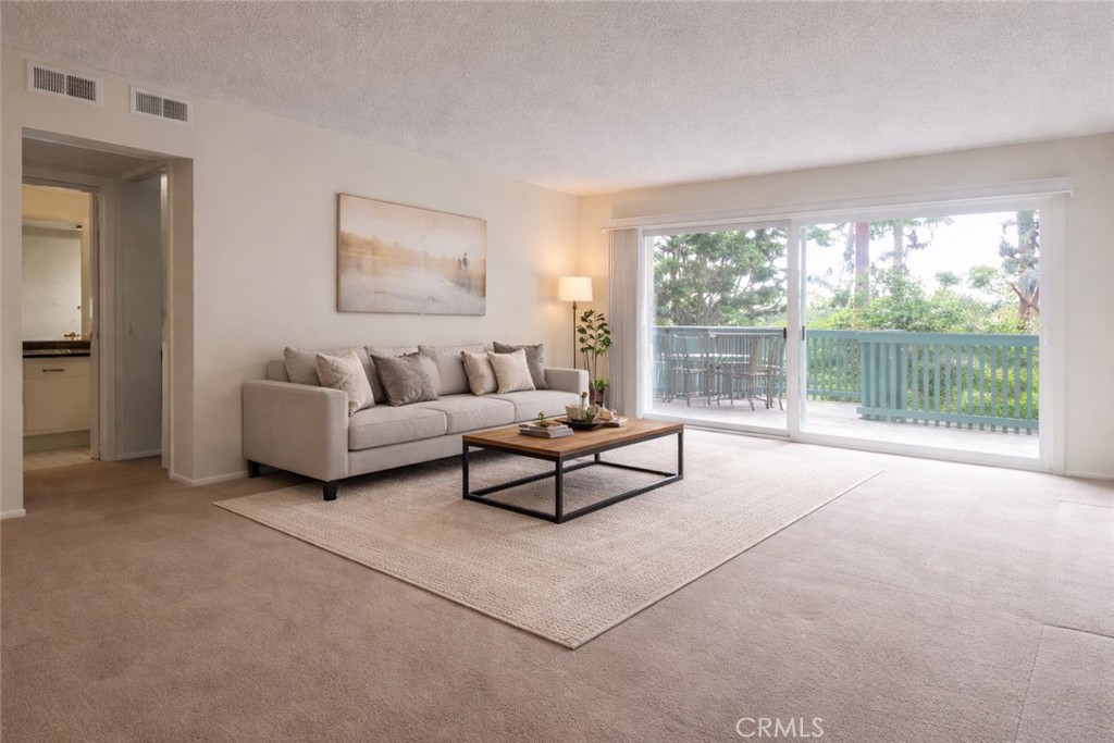 424 N Bellflower #101