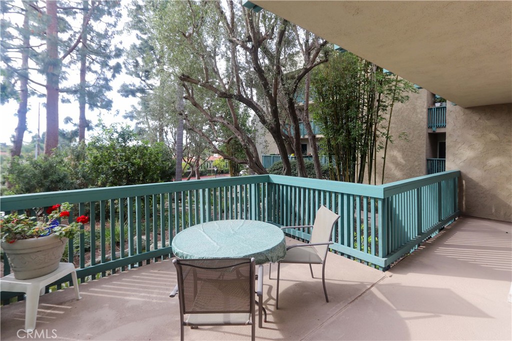424 N Bellflower #101