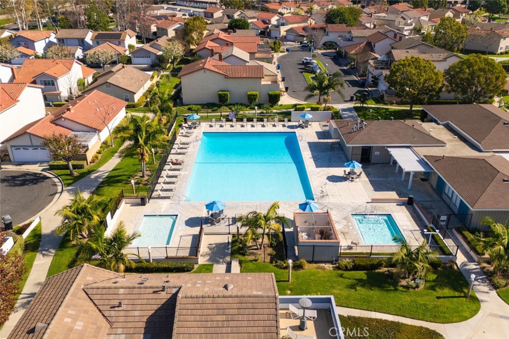 6638 Southampton Drive