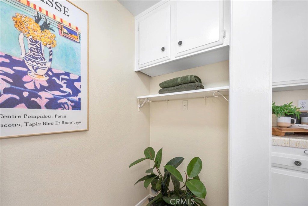 6638 Southampton Drive