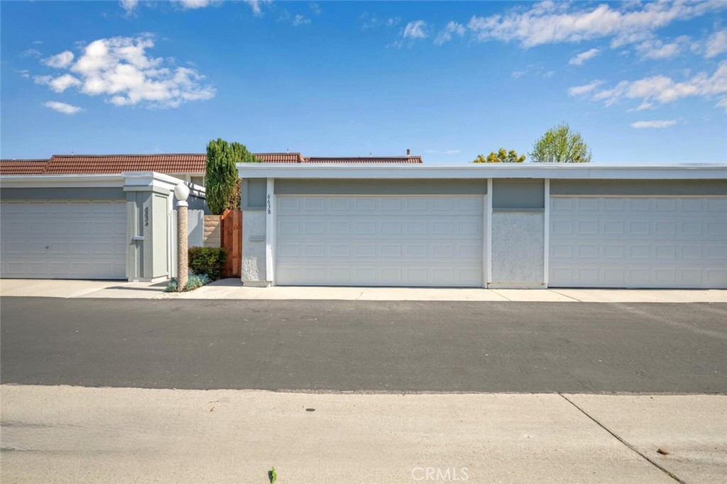 6638 Southampton Drive