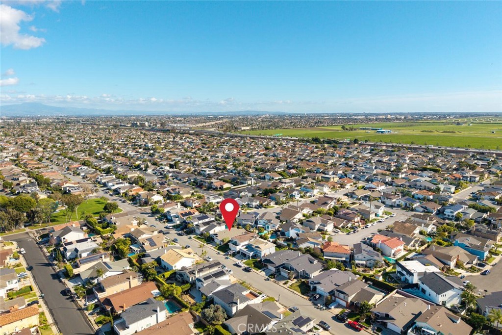 4424 Hazelnut Avenue