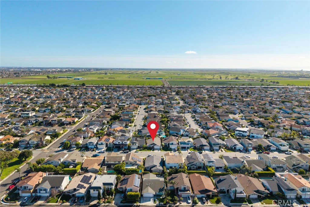 4424 Hazelnut Avenue