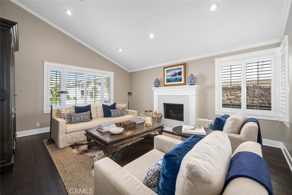 4424 Hazelnut Avenue