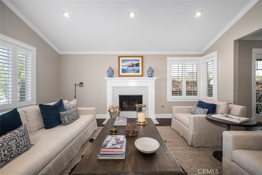 4424 Hazelnut Avenue