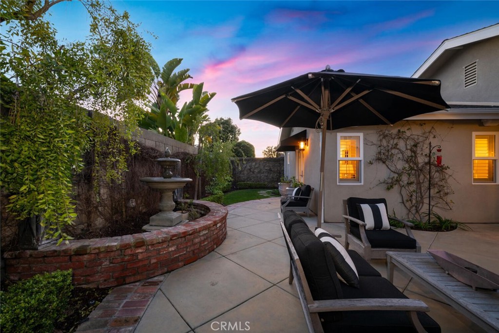 4424 Hazelnut Avenue