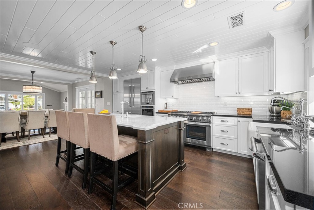 4424 Hazelnut Avenue