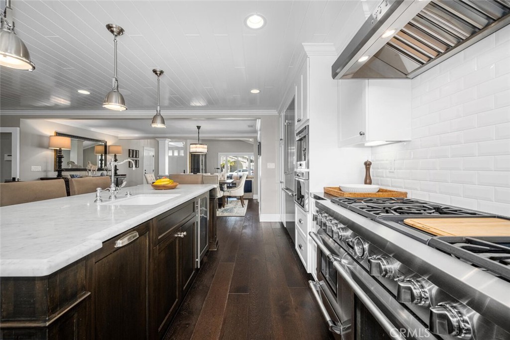 4424 Hazelnut Avenue