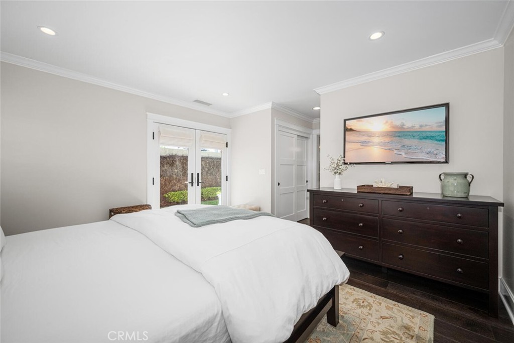 4424 Hazelnut Avenue