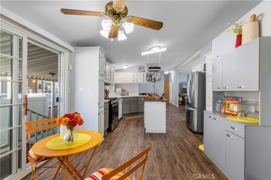 16444 Bolsa Chica 60