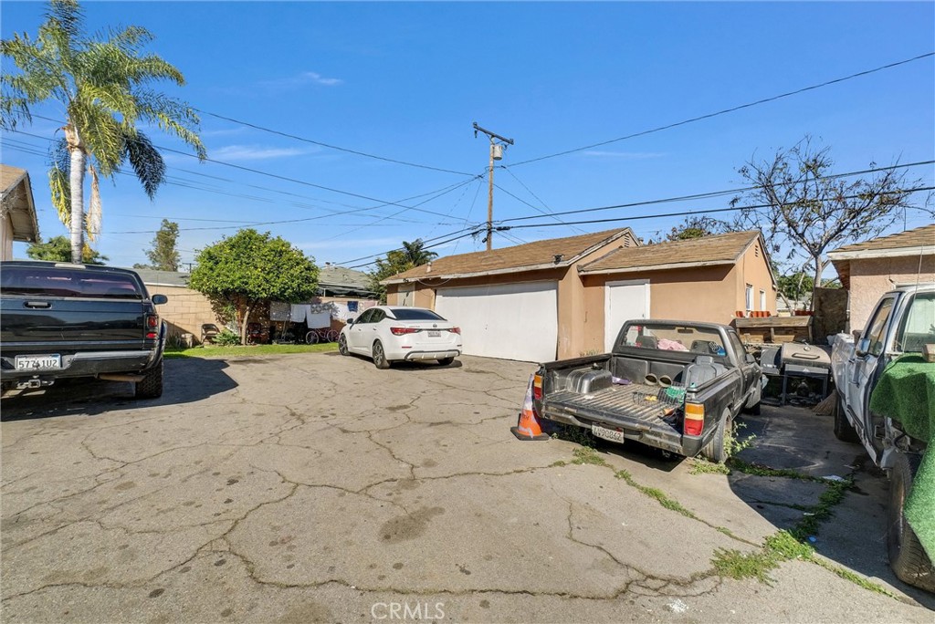11510 Fidel Avenue