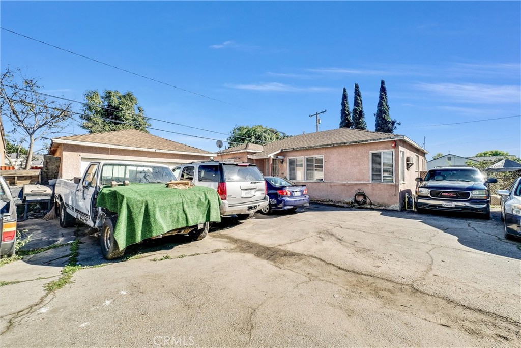11516 Fidel Avenue