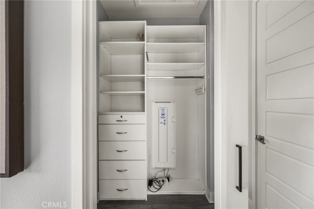 4327 Blazing Star Way