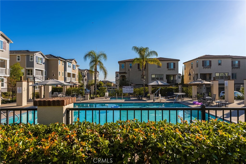 4327 Blazing Star Way